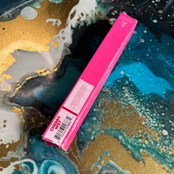Jeffree Star Cherry Lip Pencil in the shade "Cherry Wet” / NIB - Picture 6 of 8